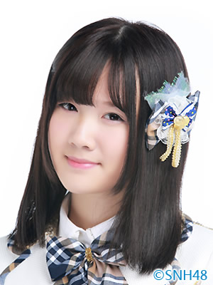 ファイル:2015年SNH48プロフィール 汪佳翎.jpg