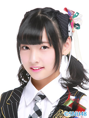 ファイル:2015年SNH48プロフィール 赵粤.jpg