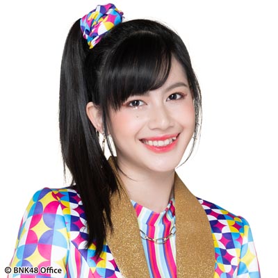 ファイル:2019年BNK48プロフィール Napaphat Worraphuttanon 1.jpg