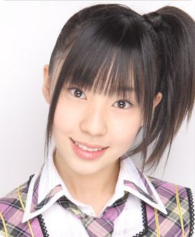 ファイル:2008年AKB48プロフィール 藤江れいな.jpg