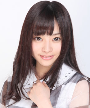 ファイル:2012年乃木坂46プロフィール 伊藤寧々 2.jpg