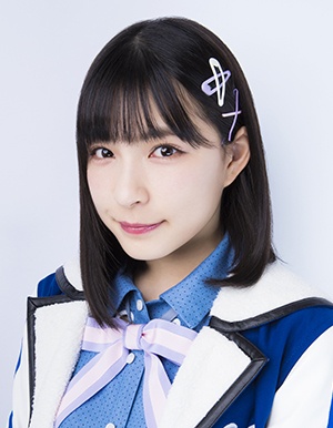 ファイル:2017年HKT48プロフィール 山本茉央.jpg