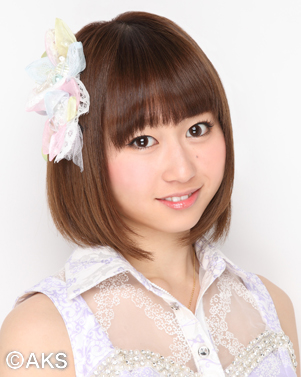 ファイル:2013年AKB48プロフィール 小林香菜.jpg