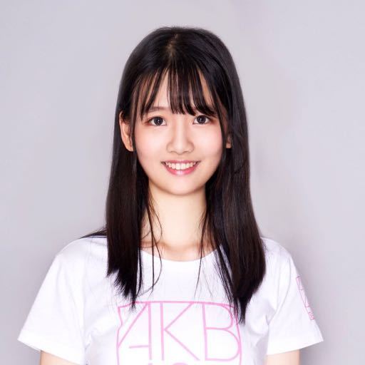 ファイル:2018年AKB48 Team SHプロフィール 朱苓.jpg