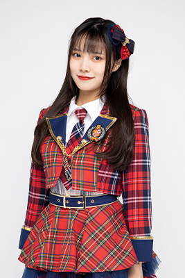 ファイル:2021年AKB48 Team SHプロフィール 龚露雯 2.jpg