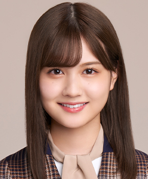 ファイル:2021年乃木坂46プロフィール 中村麗乃 4.jpg