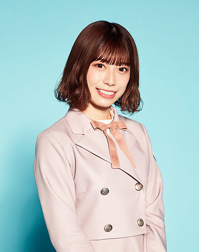 ファイル:2020年日向坂46プロフィール 東村芽依.jpg