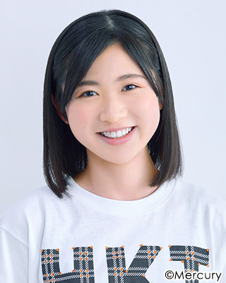ファイル:2022年HKT48プロフィール 井澤美優.jpg