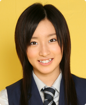 ファイル:2006年AKB48プロフィール 梅田彩佳 2.jpg