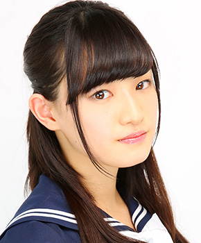 ファイル:2013年乃木坂46プロフィール 中田花奈.jpg