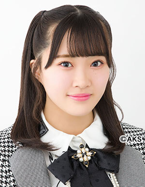 ファイル:2019年AKB48プロフィール 山根涼羽.jpg
