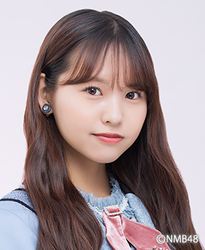 ファイル:2021年NMB48プロフィール 本郷柚巴.jpg