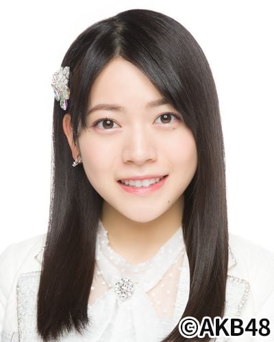 ファイル:2022年AKB48プロフィール 高岡薫.jpg