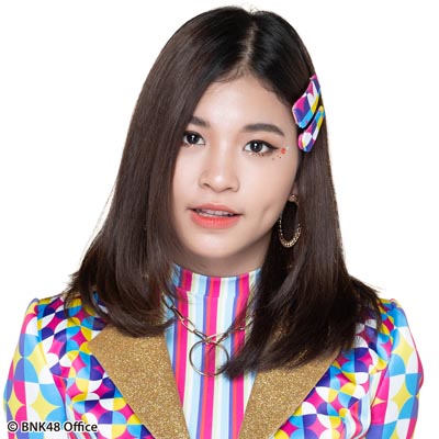 ファイル:2019年BNK48プロフィール Juthamas Khonta 1.jpg