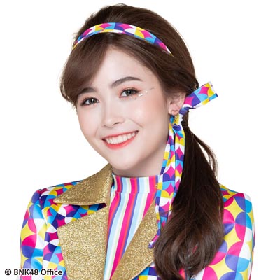 ファイル:2019年BNK48プロフィール Warinrat Yolprasong 1.jpg