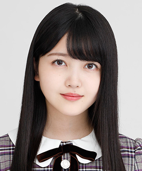 ファイル:2018年乃木坂46プロフィール 久保史緒里 2.jpg