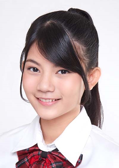 ファイル:2018年JKT48プロフィール Denise Caroline 1.jpg