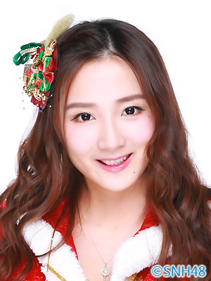 ファイル:2015年SNH48プロフィール 陈佳莹 4.jpg