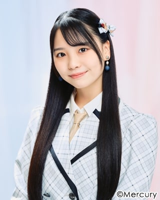 ファイル:2022年HKT48プロフィール 森﨑冴彩 2.jpg