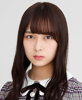 ファイル:2018年乃木坂46プロフィール 鈴木絢音 2.jpg