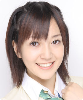 ファイル:2007年AKB48プロフィール 佐藤亜美菜.jpg