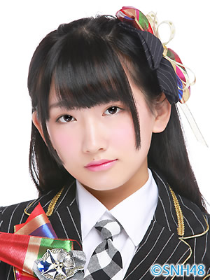 ファイル:2015年SNH48プロフィール 徐言雨.jpg