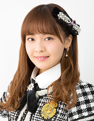 ファイル:2017年AKB48プロフィール 湯本亜美.jpg