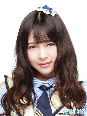 ファイル:2015年SNH48プロフィール 张语格 2.jpg