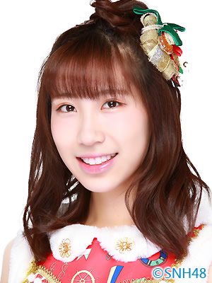 ファイル:2015年SNH48プロフィール 徐伊人 4.jpg