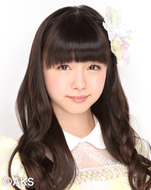 ファイル:2013年AKB48プロフィール 市川美織.jpg