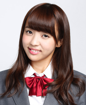 ファイル:2015年欅坂46プロフィール 小林由依.jpg