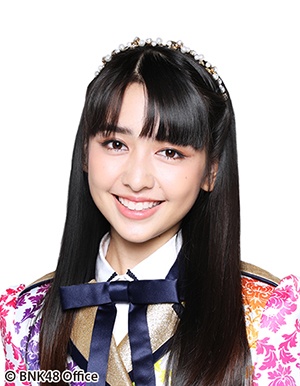 ファイル:2017年BNK48プロフィール Kunjiranut Intarasin 3.jpg