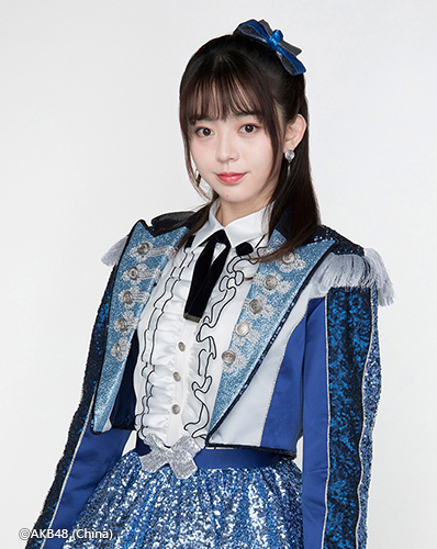 ファイル:2018年AKB48 Team SHプロフィール 万芳舟 2.jpg