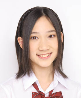 ファイル:2009年AKB48プロフィール 鈴木紫帆里.jpg