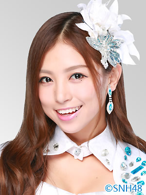 ファイル:2015年SNH48プロフィール 孔肖吟 3.jpg