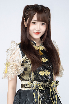 ファイル:2021年AKB48 Team SHプロフィール 张乔瑜 3.jpg
