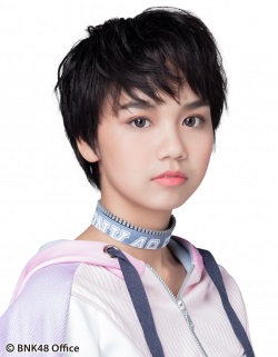 ファイル:2019年BNK48プロフィール Rinrada Inthaisong.jpg