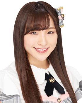 ファイル:2017年AKB48チーム8プロフィール 左伴彩佳.jpg