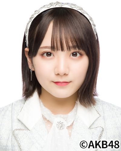 ファイル:2022年AKB48プロフィール 田口愛佳.jpg