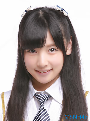 ファイル:2014年SNH48プロフィール 赵粤.jpg
