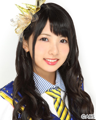 ファイル:2015年HKT48プロフィール 岡田栞奈.jpg