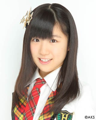 ファイル:2012年HKT48プロフィール 下野由貴.jpg