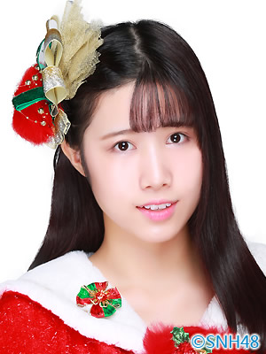 ファイル:2015年SNH48プロフィール 宋雨珊 2.jpg