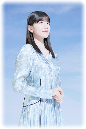 ファイル:2025年夏霞2025プロフィール顔写真 伊藤ゆず.jpg