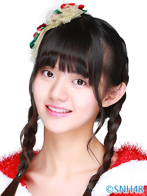 ファイル:2015年SNH48プロフィール 姜杉 2.jpg