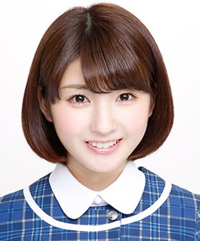 ファイル:2016年乃木坂46プロフィール 井上小百合 2.jpg