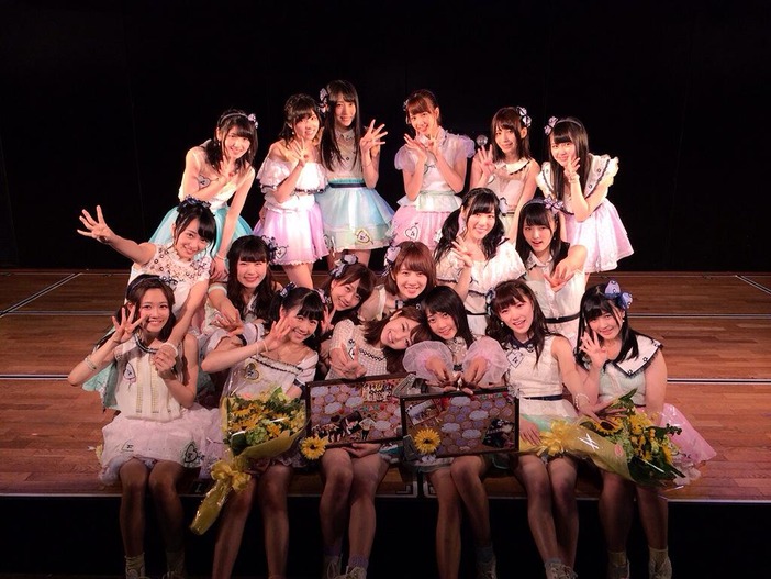 ファイル:2015年8月24日 チーム4 3rd Stage「アイドルの夜明け」.jpg