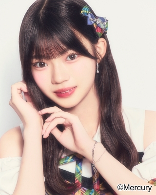 ファイル:2025年HKT48プロフィール 藤野心葉 2.jpg