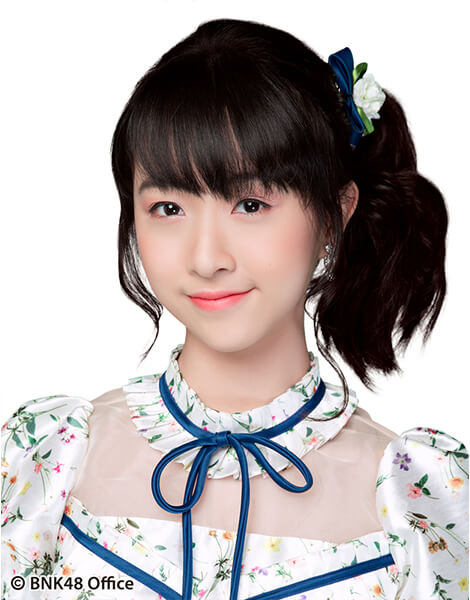 ファイル:2018年BNK48プロフィール Natcha Krisdhasima 2.jpg