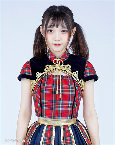 ファイル:2019年AKB48 Team SHプロフィール 熊芳妮 2.jpg